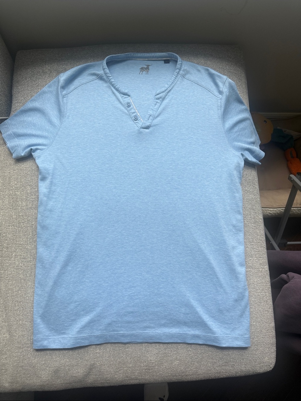 RAFFI brand Men's Light Blue Short-Sleeve Henley Shirt
